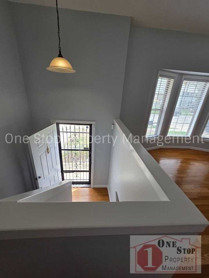 7616 Nw Rhode Ave - Photo 4 of 25