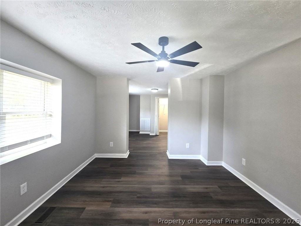 874 W Orange St - Photo 5 of 34