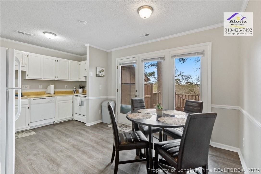 130 Girard Ave - Photo 7 of 22