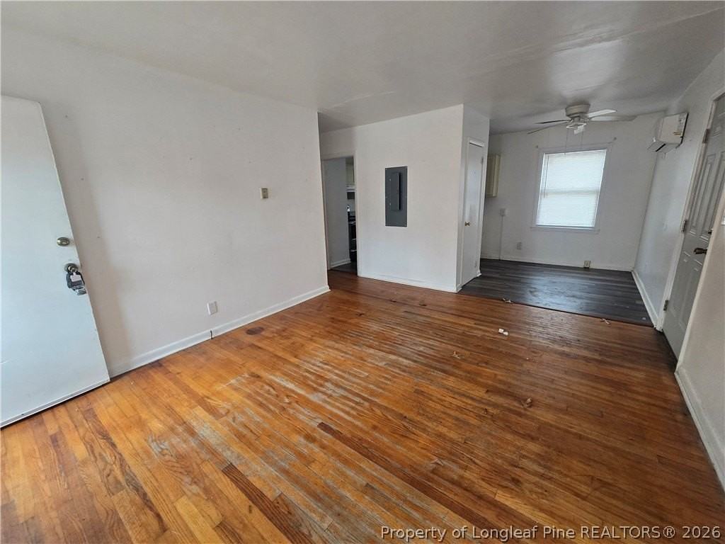 206 7th St - Photo 7 of 38