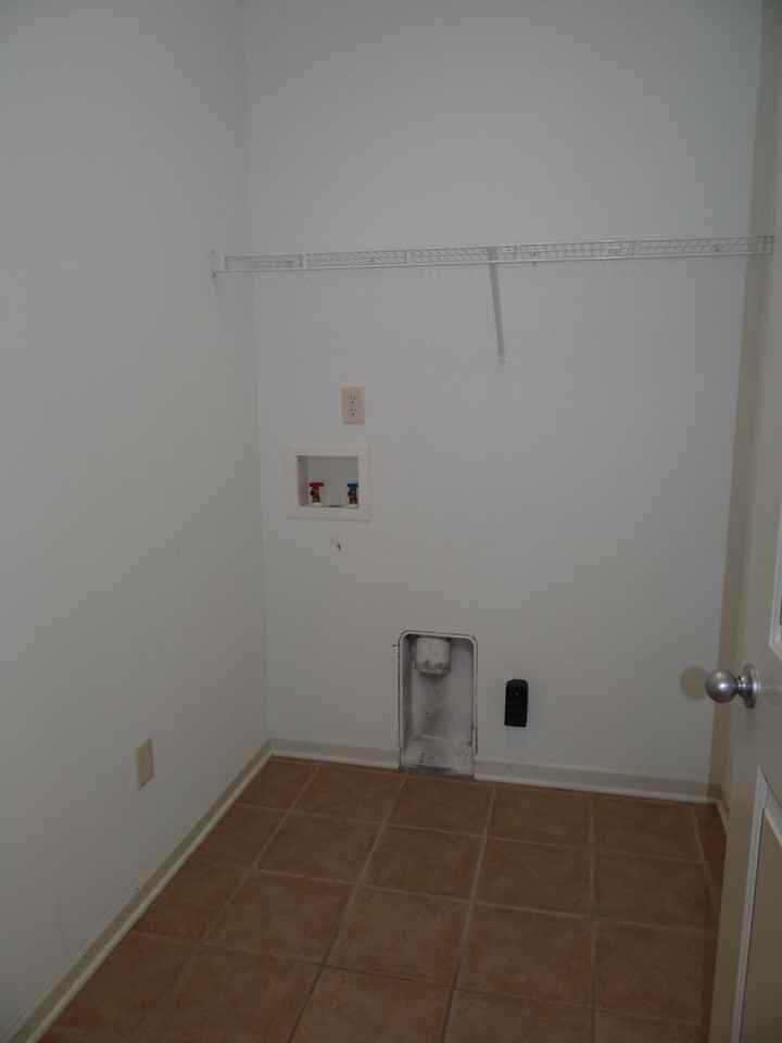 1543 Inverness Cove Ln - Photo 6 of 26