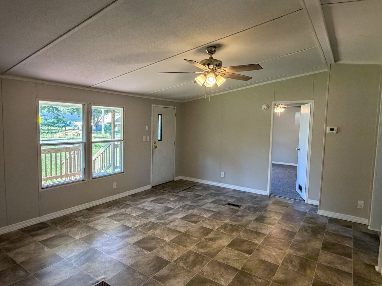 1321 15th St - Photo 3 of 15