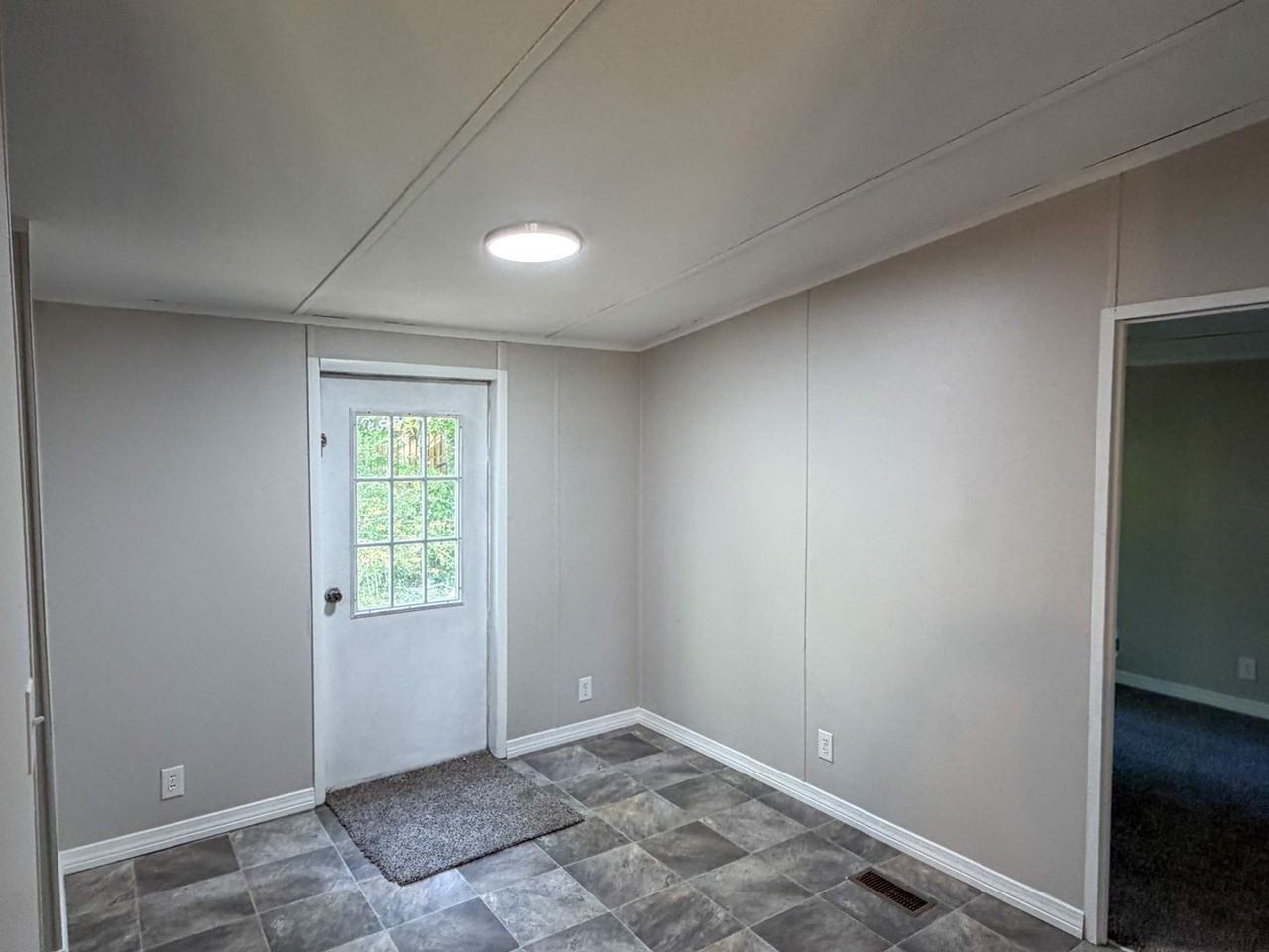 1321 15th St - Photo 7 of 15