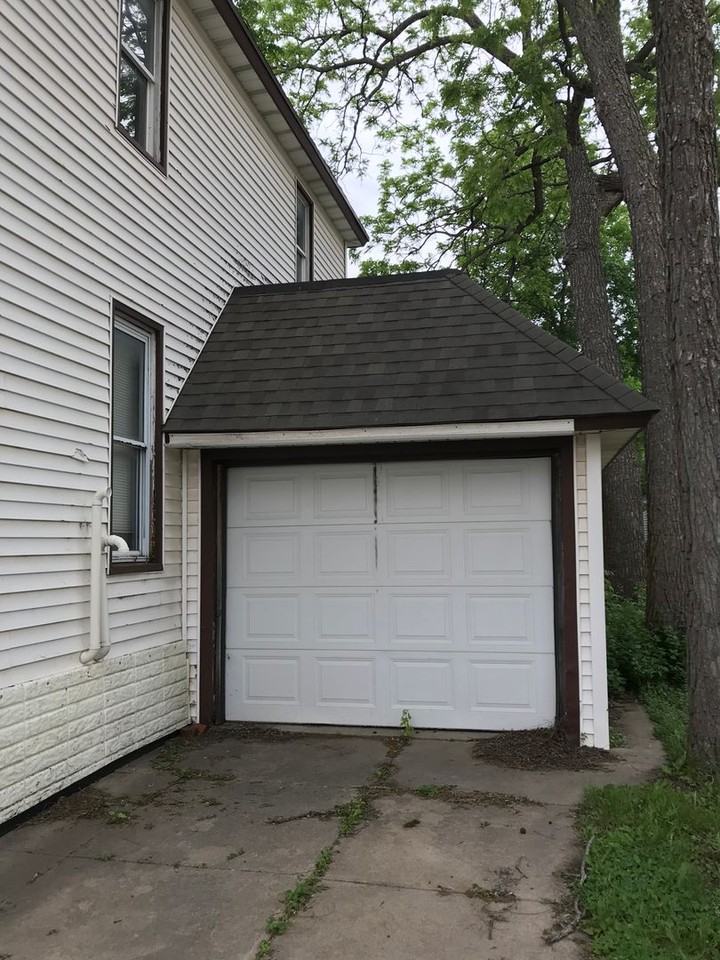 109 5th St Se - Photo 2 of 29