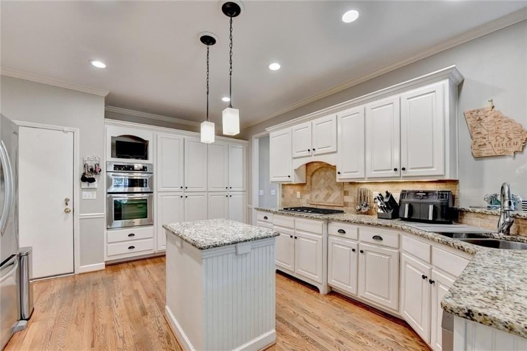 4580 Park Brooke Trce - Photo 7 of 50