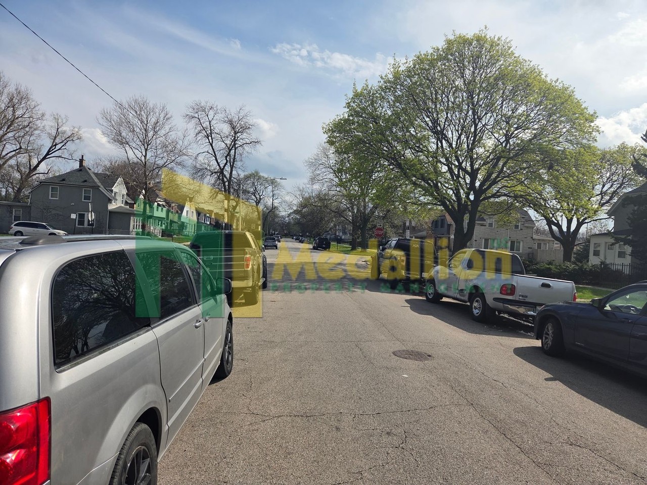 8749 S Wabash Ave - Photo 2 of 28