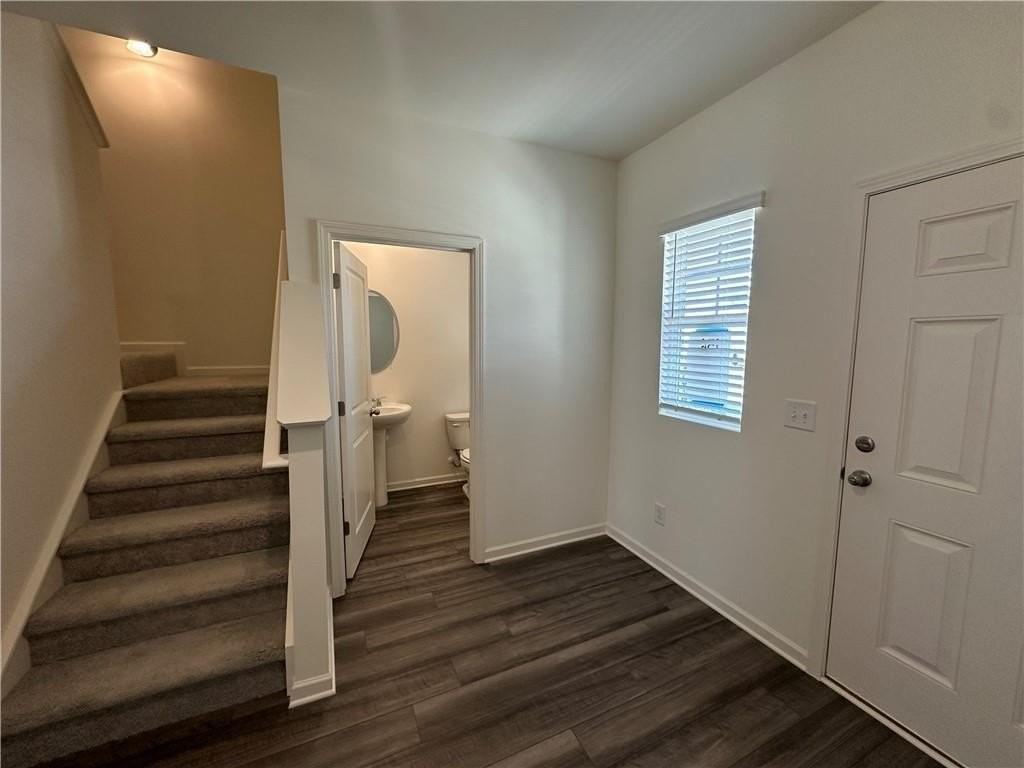 199 Champions Blvd - Photo 3 of 18