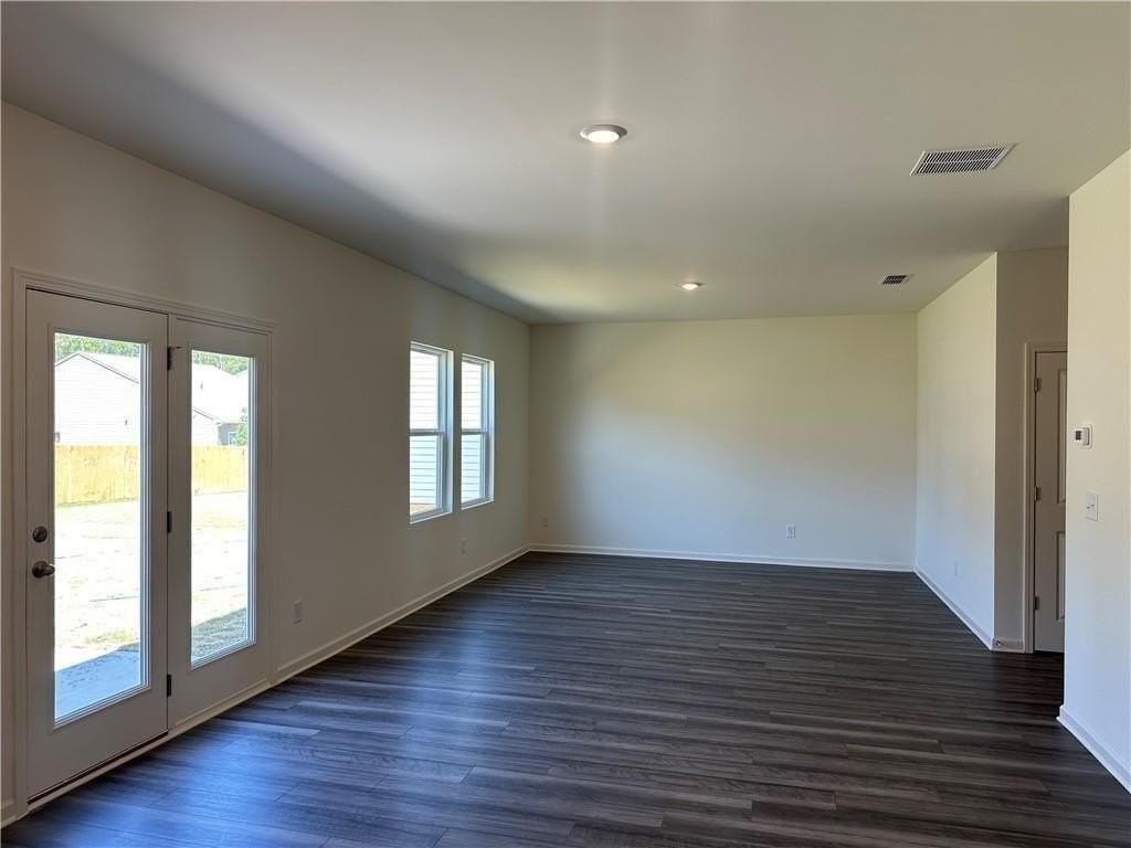 199 Champions Blvd - Photo 5 of 18