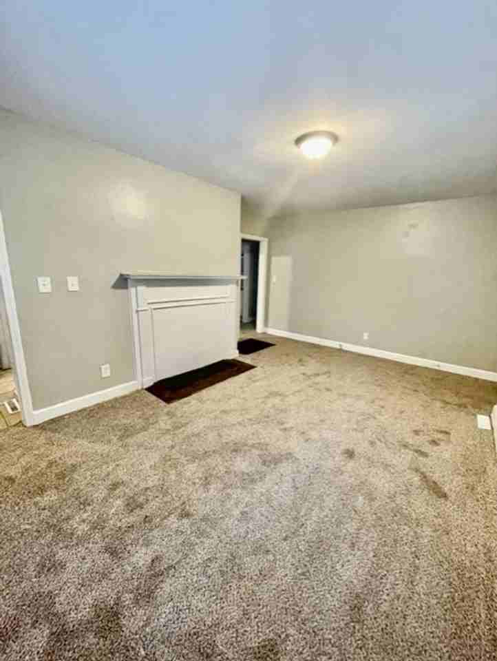 2627 Brentwood Pl - Photo 5 of 13