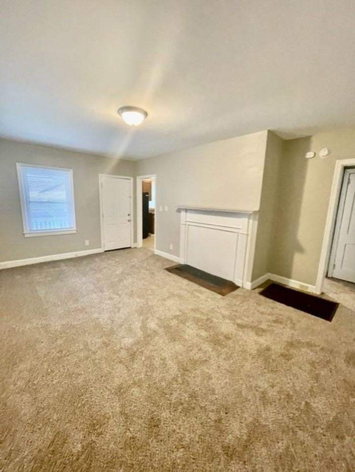 2627 Brentwood Pl - Photo 6 of 13