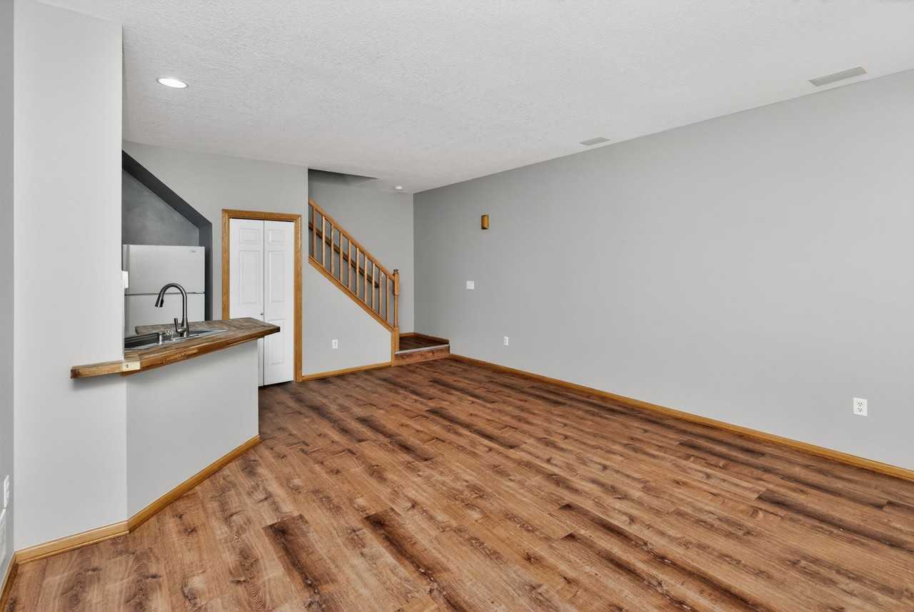 3921 Ne Gardenia Ln - Photo 3 of 23