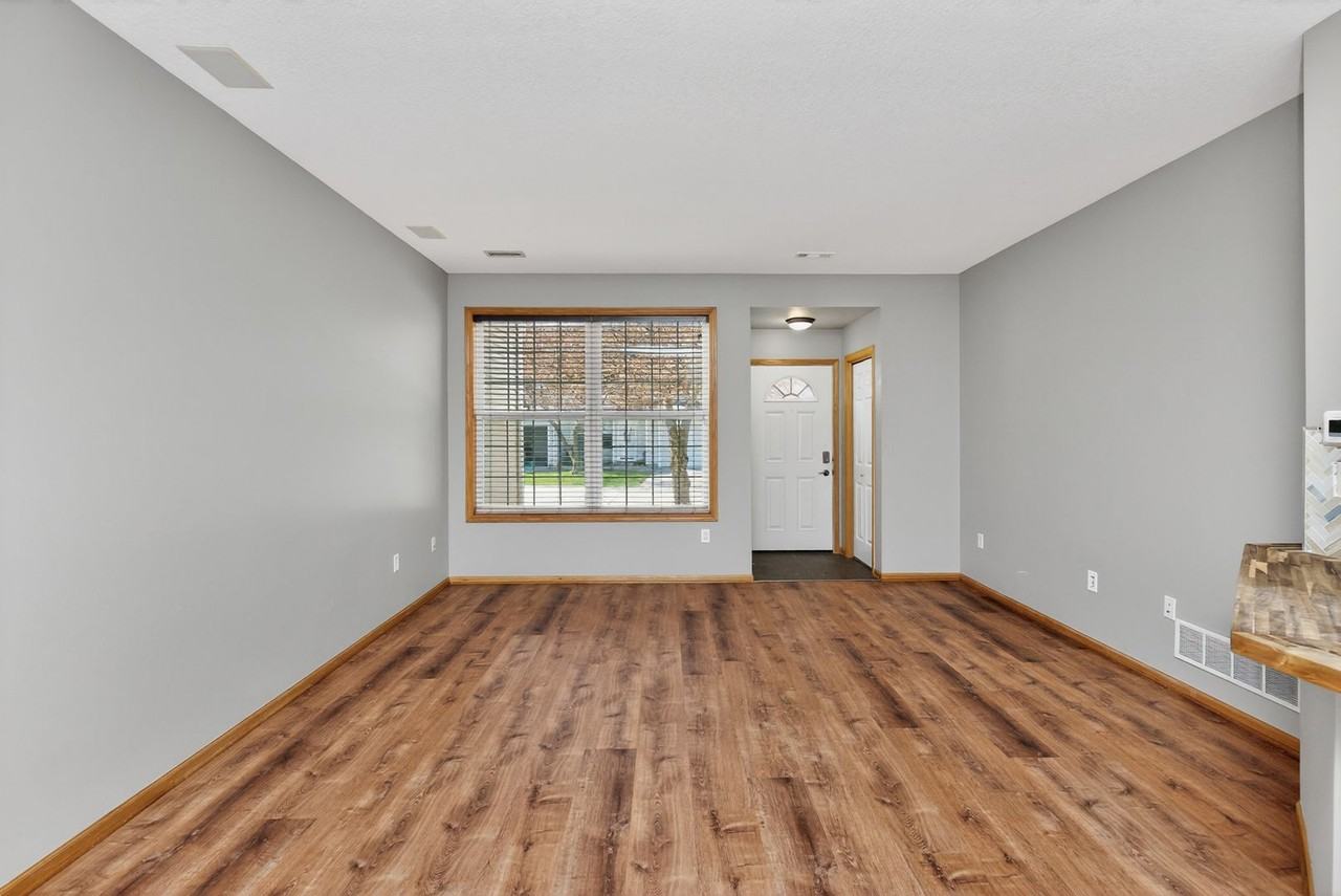 3921 Ne Gardenia Ln - Photo 6 of 23