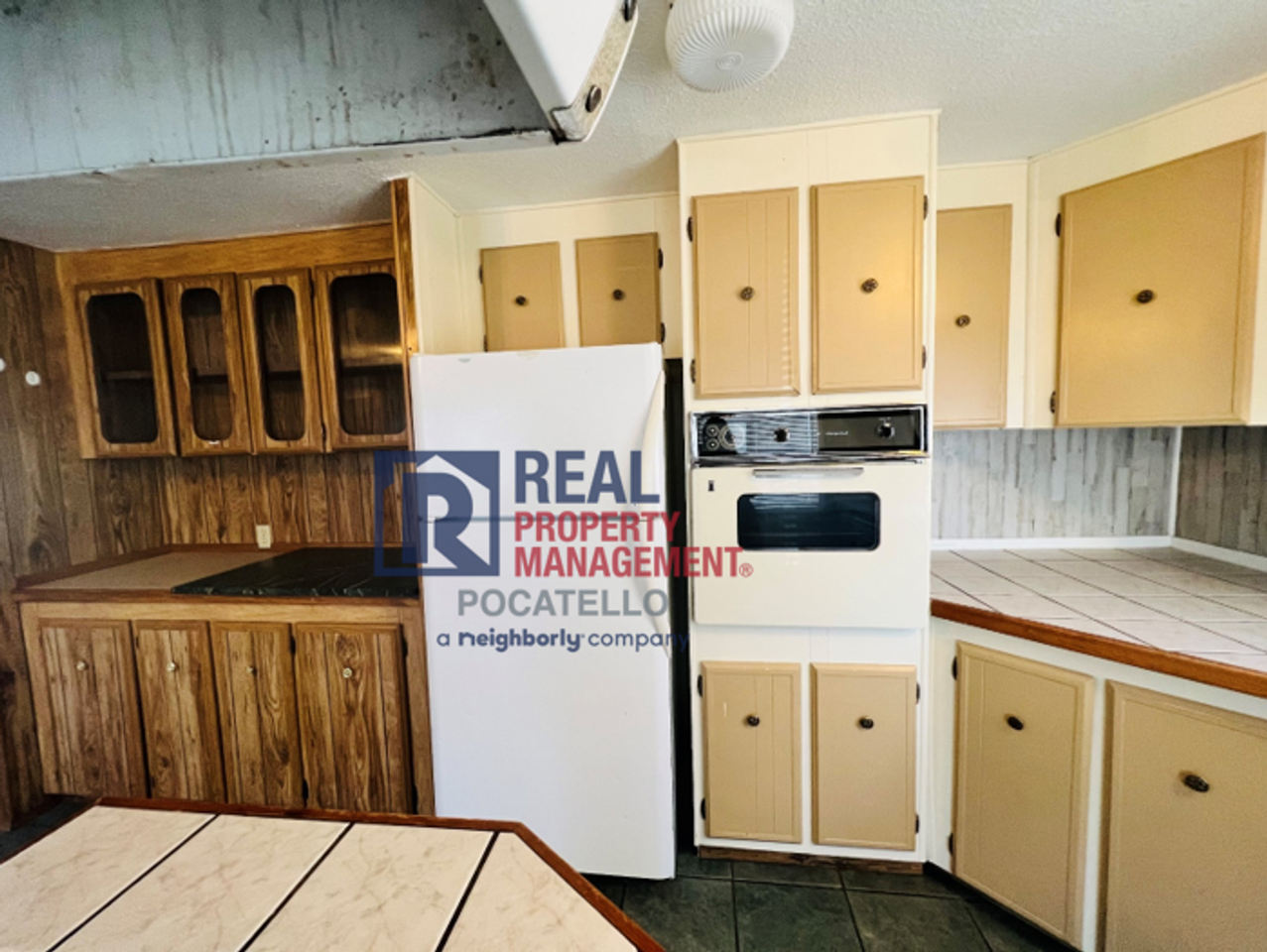 114 Teakwood St - Photo 4 of 19