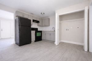 featured image of 5451 5451/5453 ELEVENTH AVE