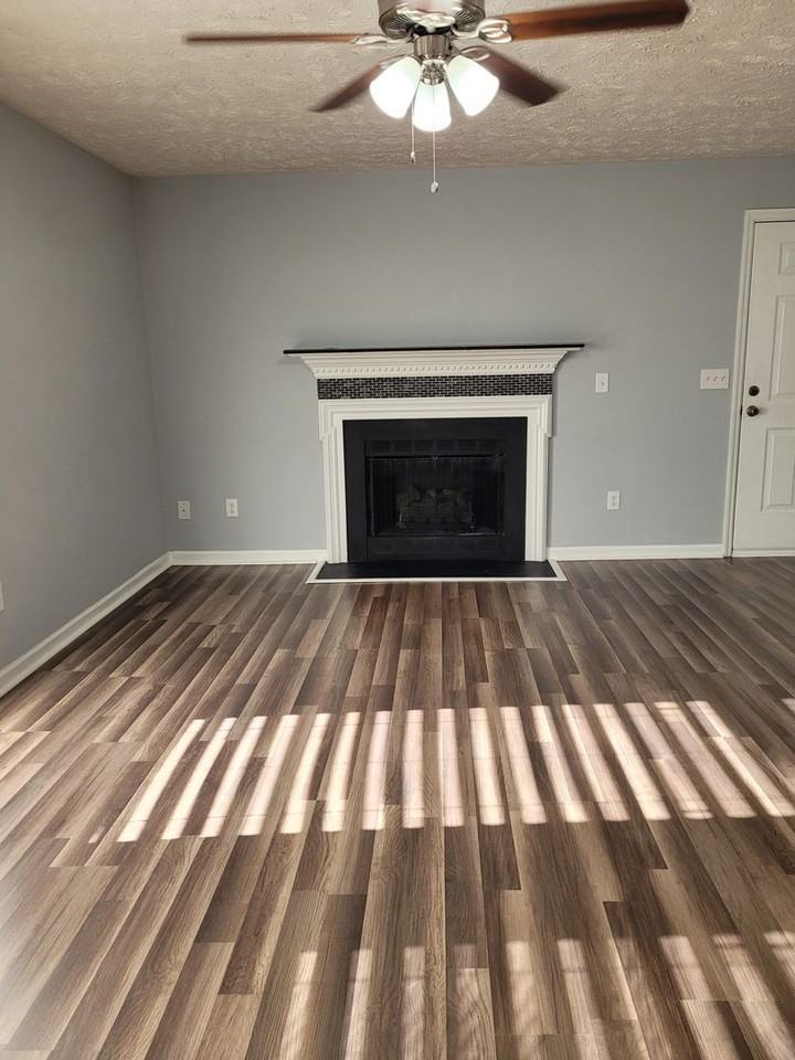 1832 Sardonyx Rd #1 - Photo 5 of 9