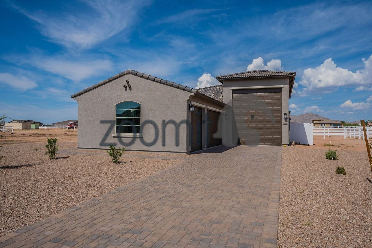 10584 W Appaloosa Trl - Photo 2 of 50