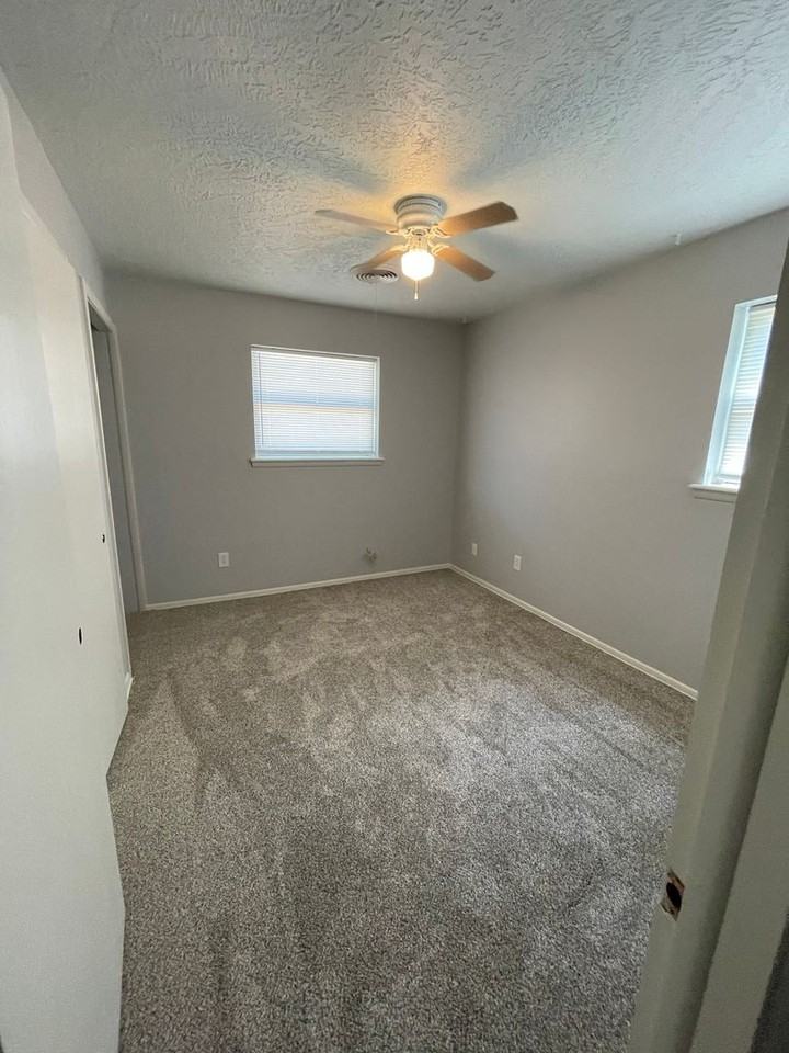 706 Denison Dr - Photo 4 of 20