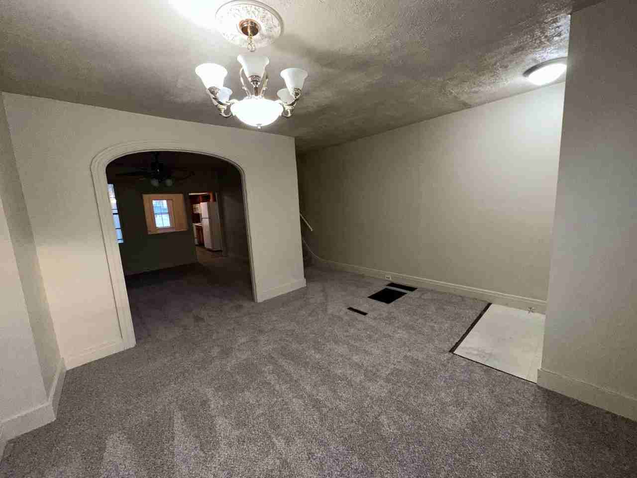 516 N 11th St - Photo 4 of 26