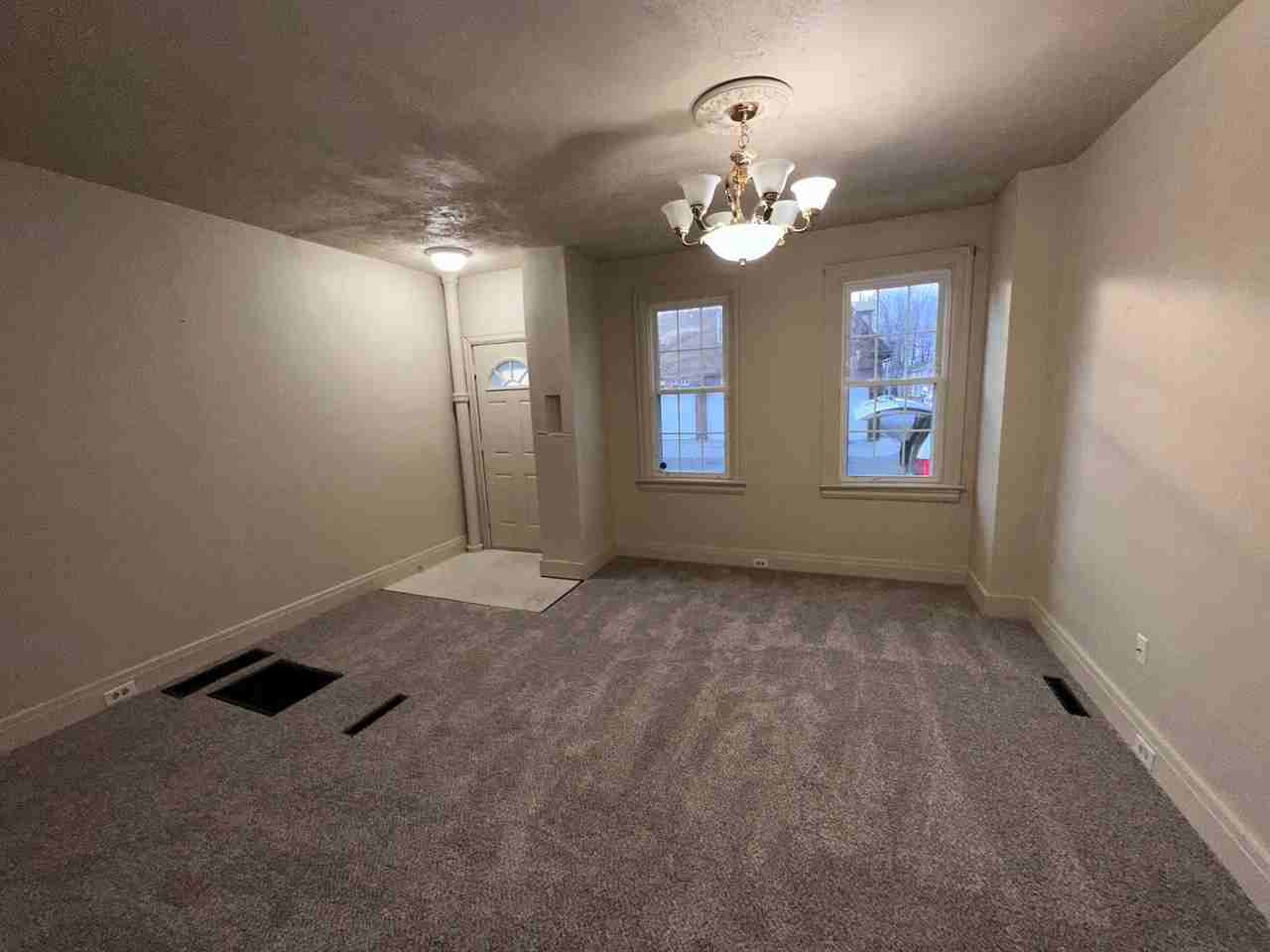 516 N 11th St - Photo 5 of 26