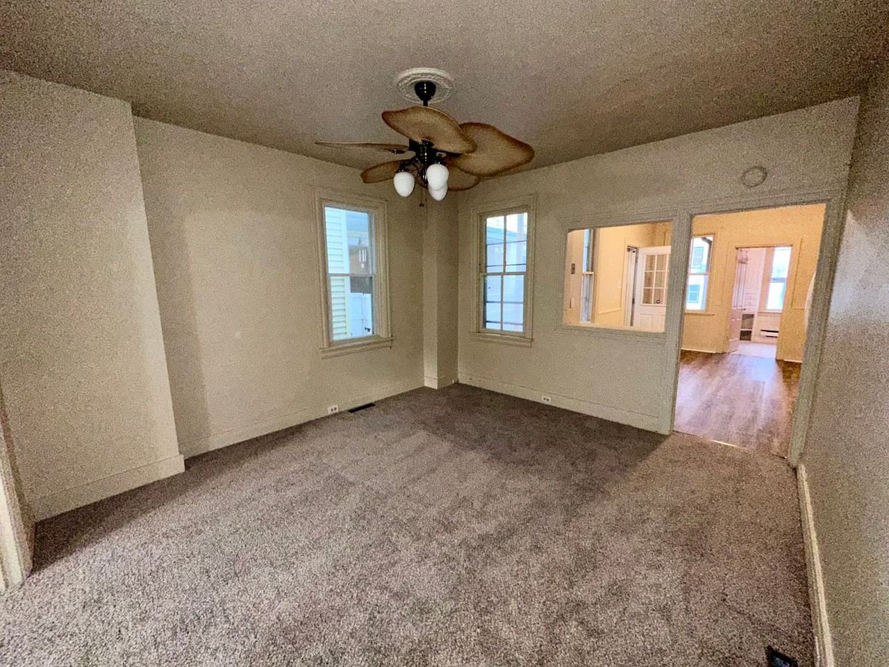 516 N 11th St - Photo 6 of 26