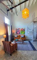 featured image of 1020 E 6th St