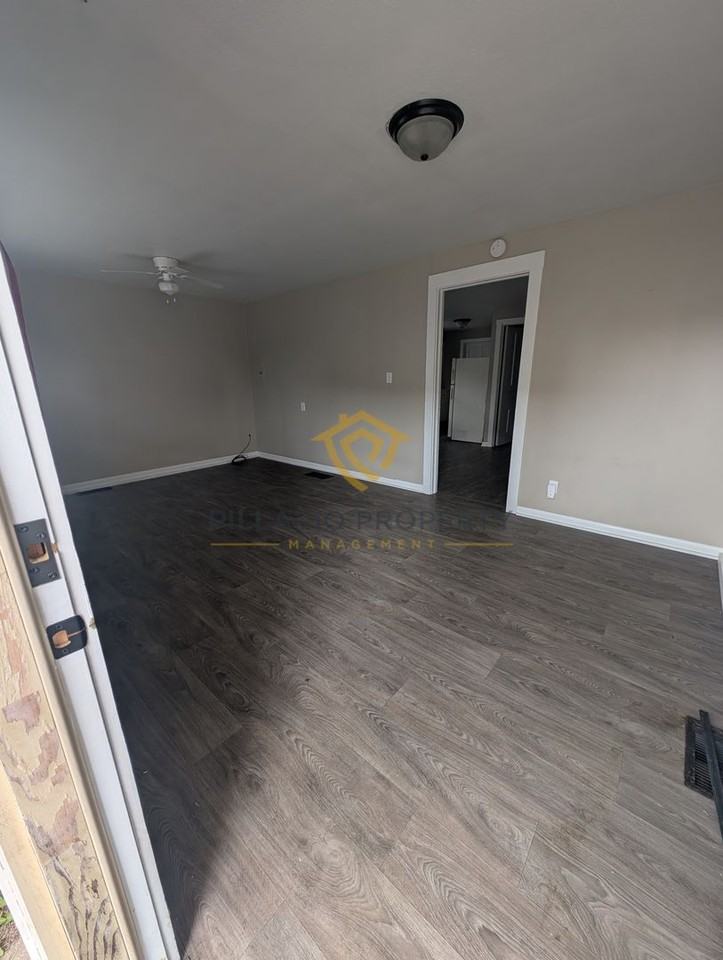 107-109 US-27 N - SELLING - Photo 2 of 8