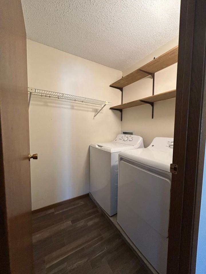 3203 15th Ave S Apt B - Photo 7 of 10