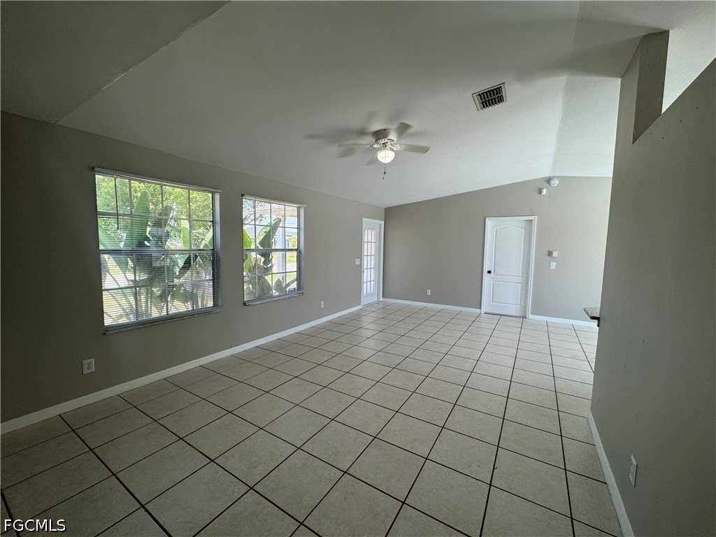 1700 Ne 12th St - Photo 3 of 16