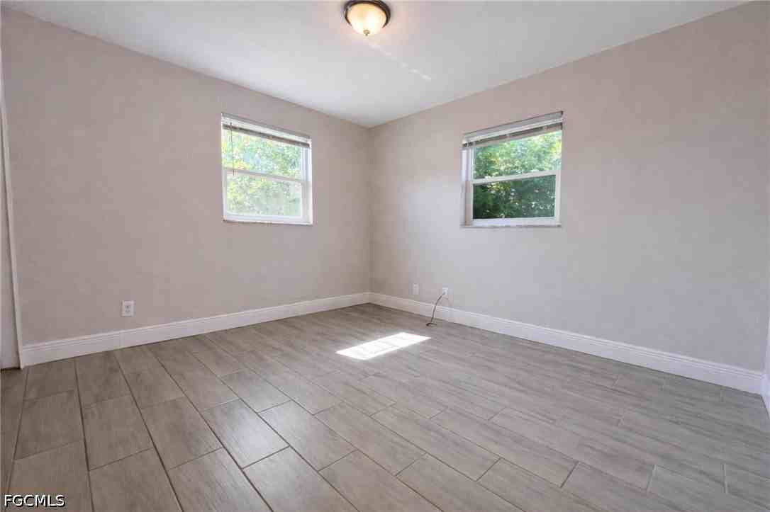 5451 11th Ave - Photo 6 of 11