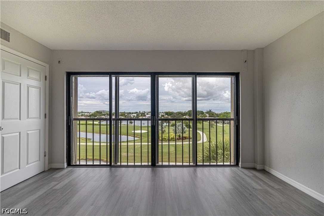 7410 Lake Breeze Dr #508 - Photo 2 of 24