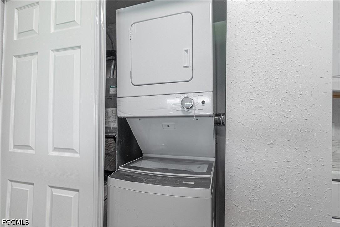 7410 Lake Breeze Dr #508 - Photo 6 of 24