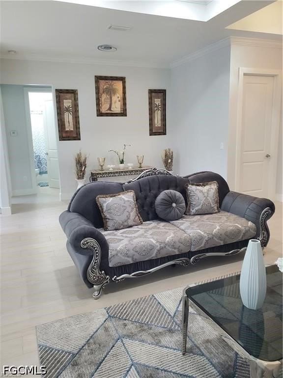 603 W 9th St - Photo 7 of 17