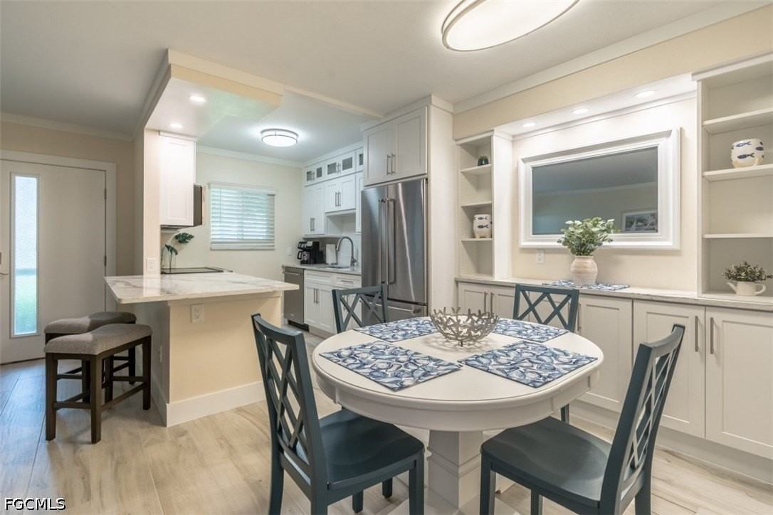 1100 Gulf Shore Blvd N #110 - Photo 7 of 24