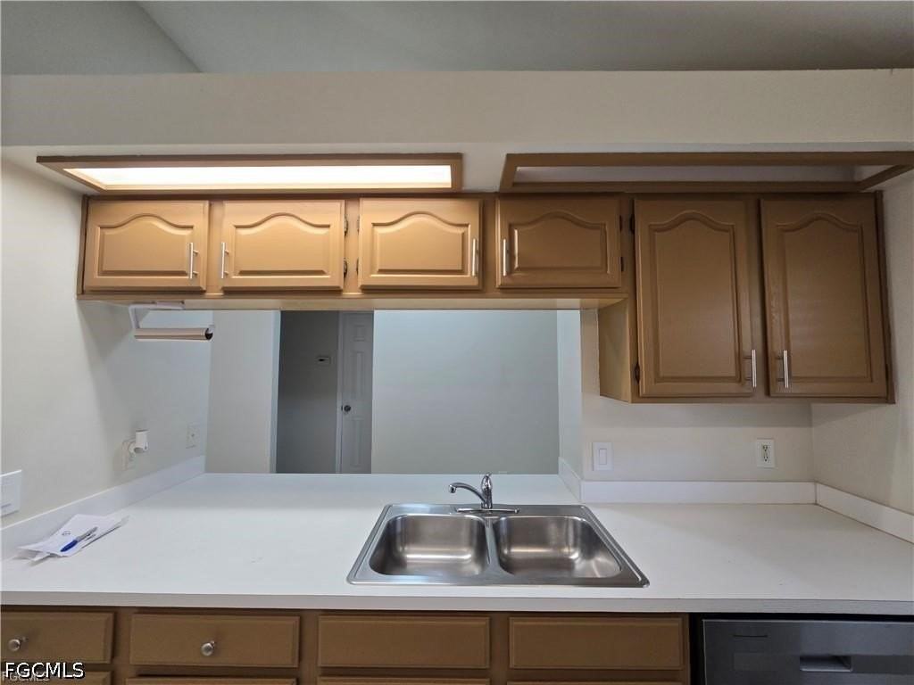 4815 Triton Ct E #11 - Photo 5 of 22