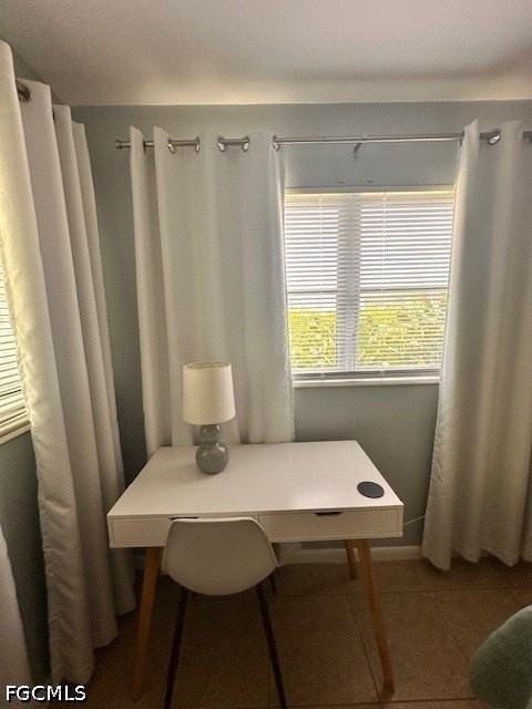 620 Se 47th St #2 - Photo 7 of 14