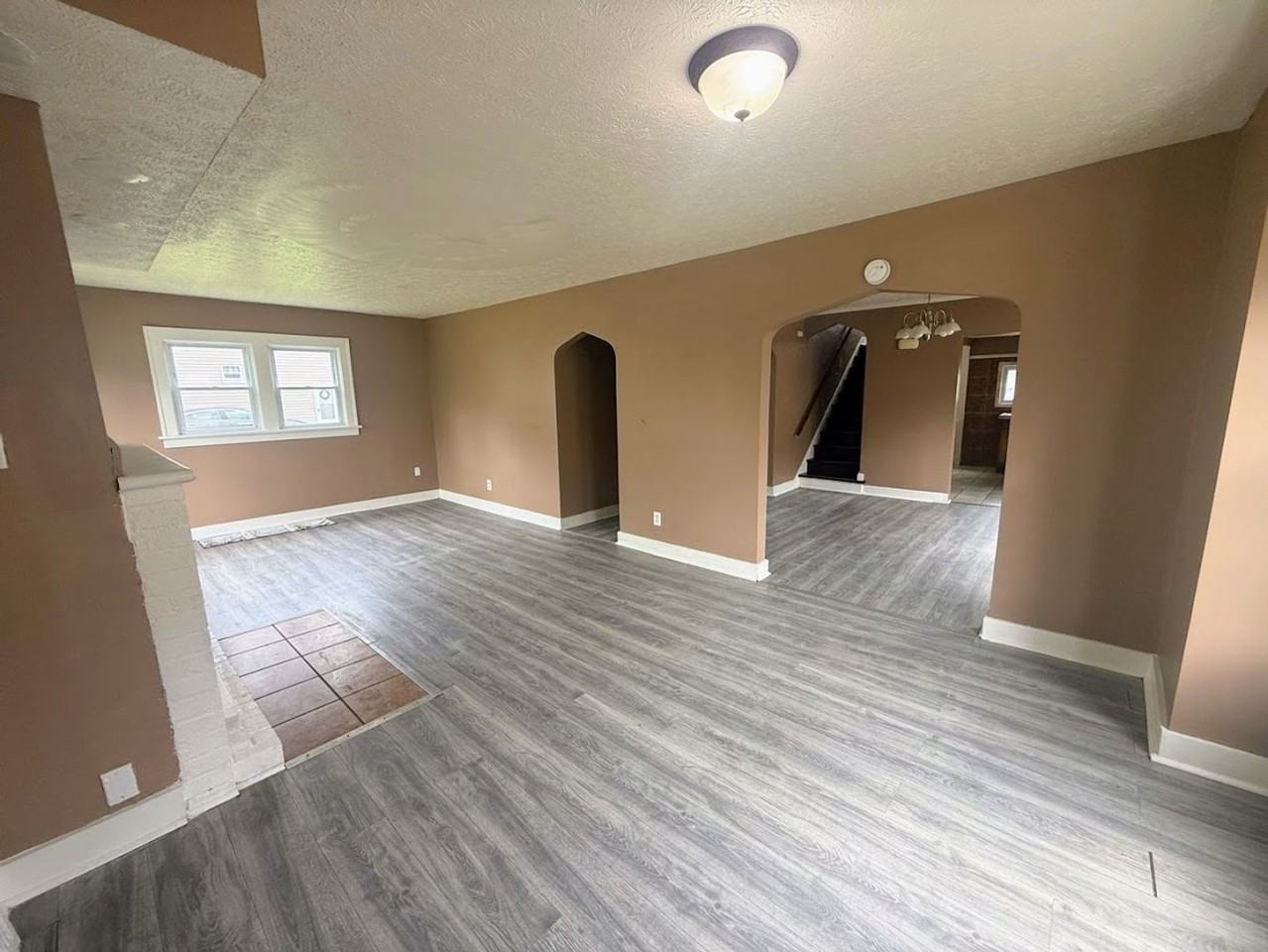 601 Glendora Ave - Photo 3 of 15