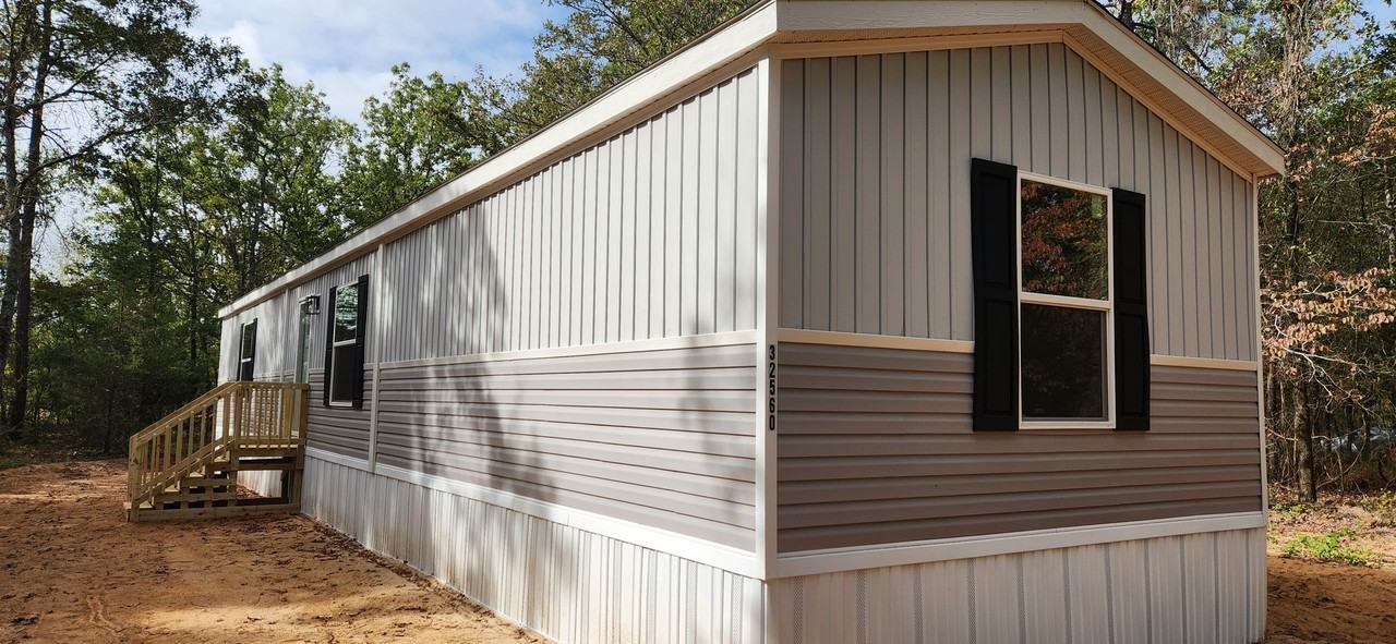 32681 Hillcreek Rd - Photo 2 of 8