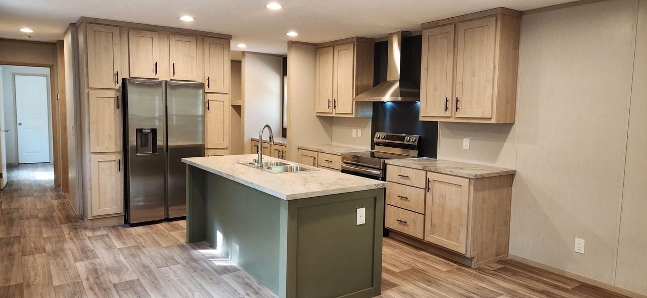 32681 Hillcreek Rd - Photo 4 of 8