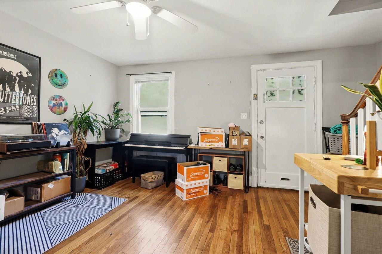 2127 Idlewood Ave - Photo 5 of 22