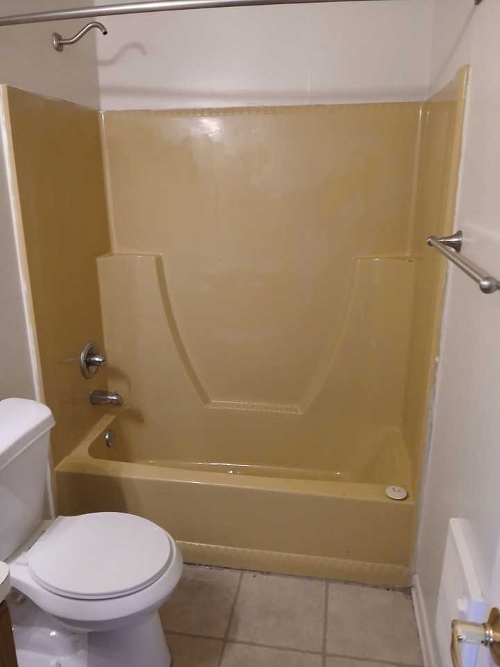 9041 Cedar Lake Rd - Photo 3 of 7