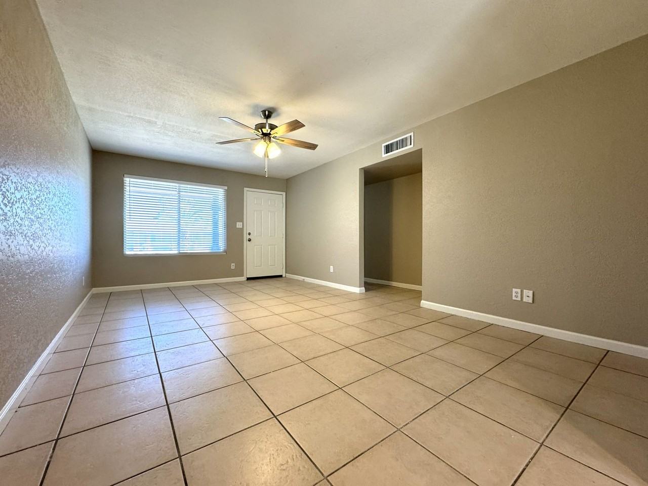 1720 W Estrella Dr - Photo 7 of 41