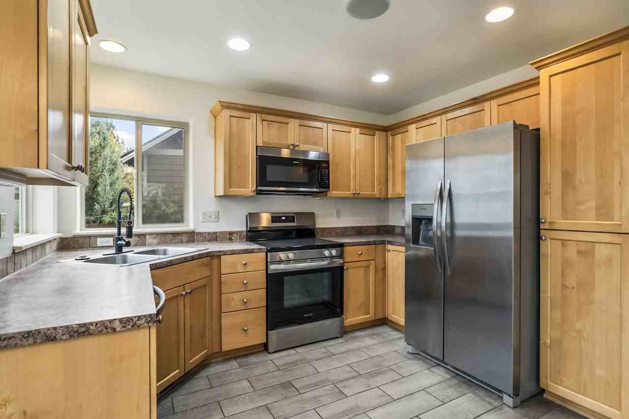 60960 Miles Ct - Photo 4 of 19