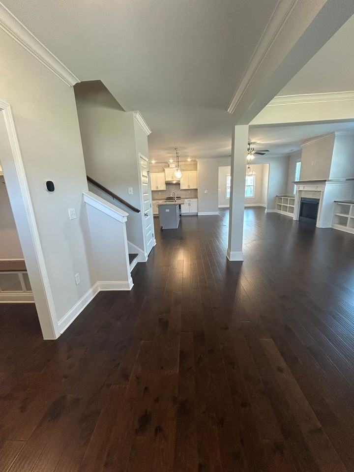 14889 Imperial Dr - Photo 3 of 37