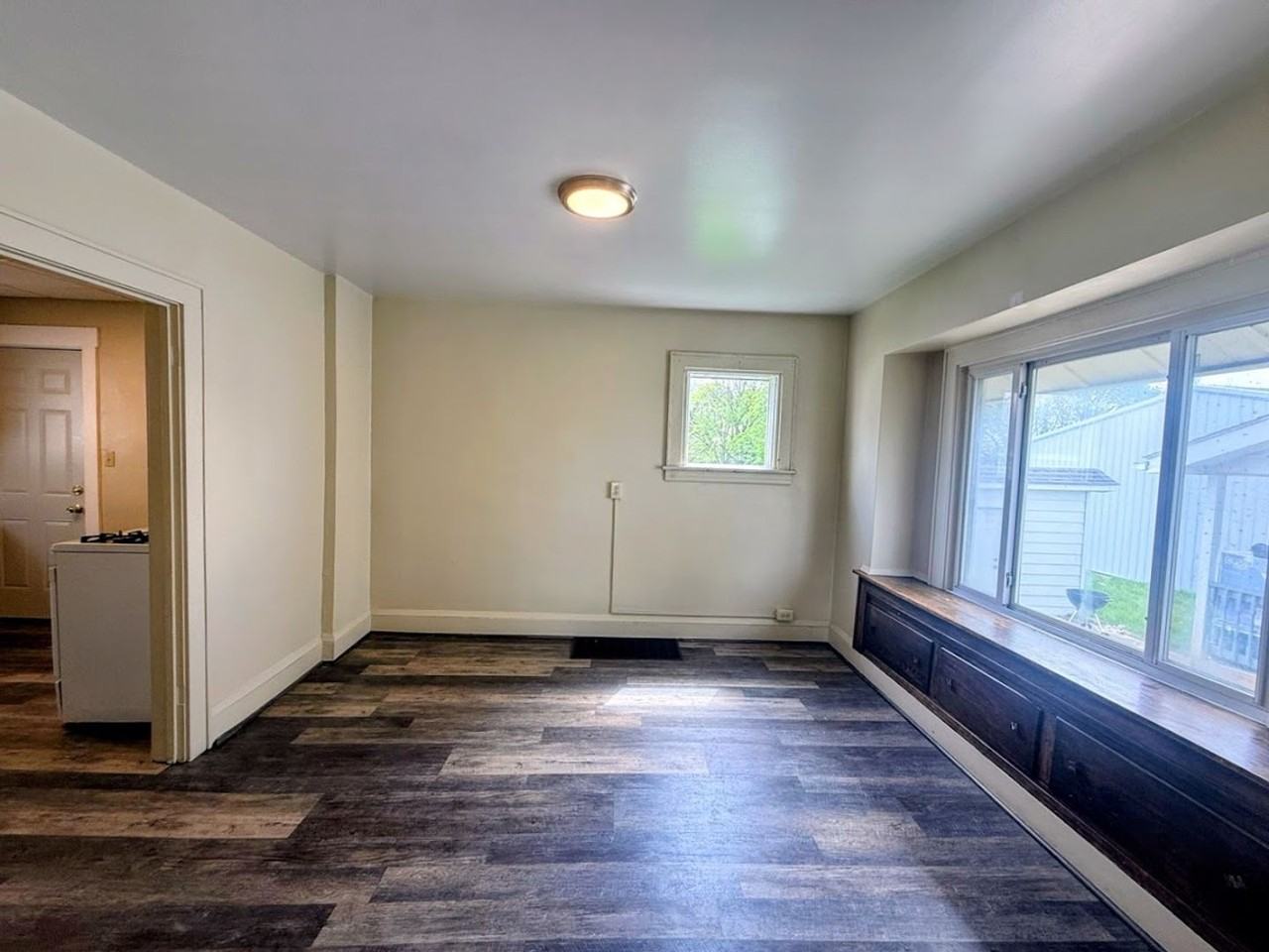 36 W Wilbeth Rd - Photo 4 of 14