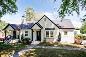 featured image of 409 S Dogwood Ave