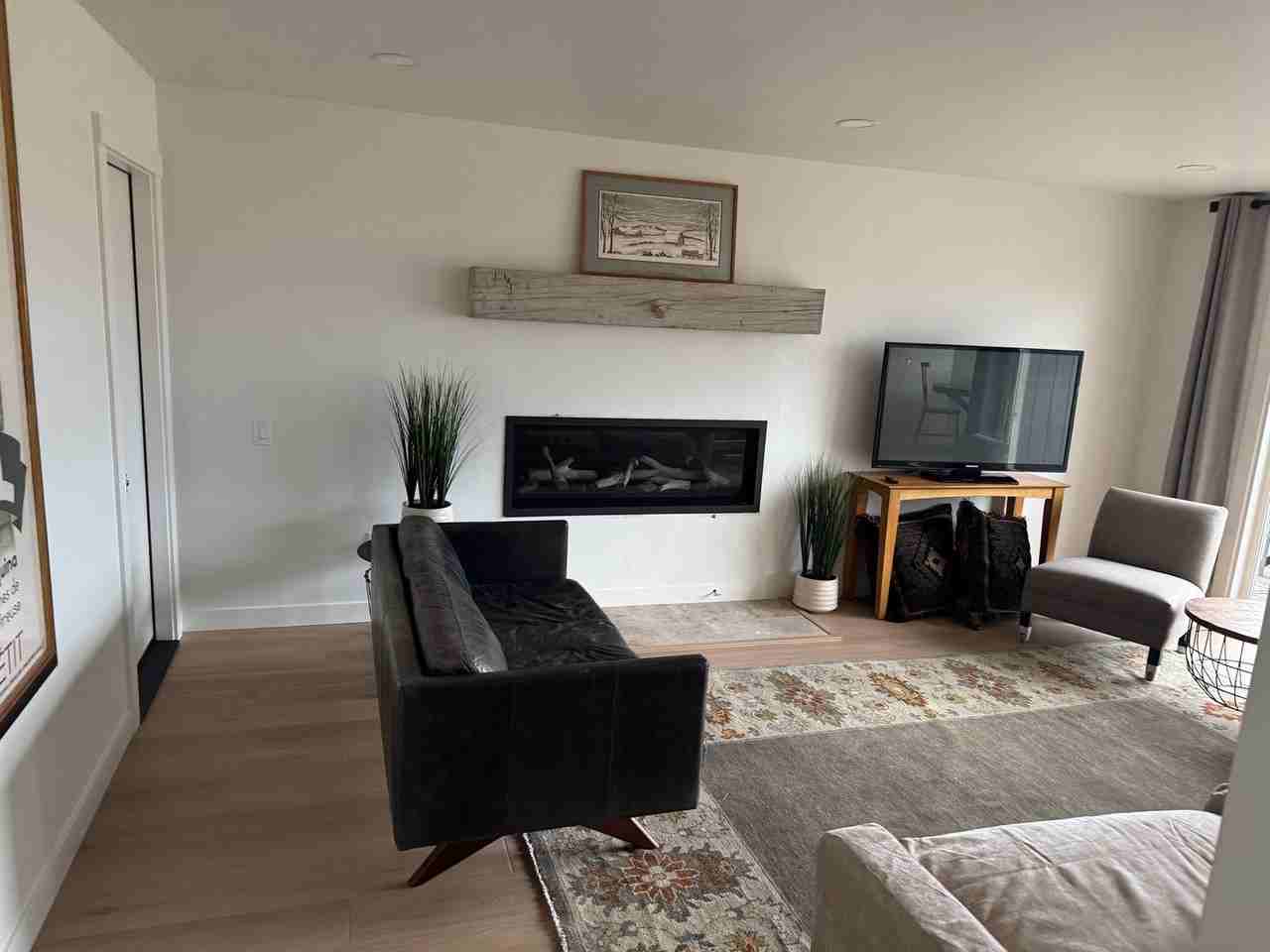 123 Crestview Ln - Photo 6 of 9