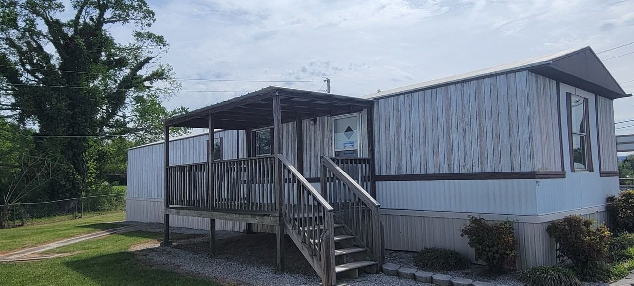 104 Juneau Way - Photo 3 of 11