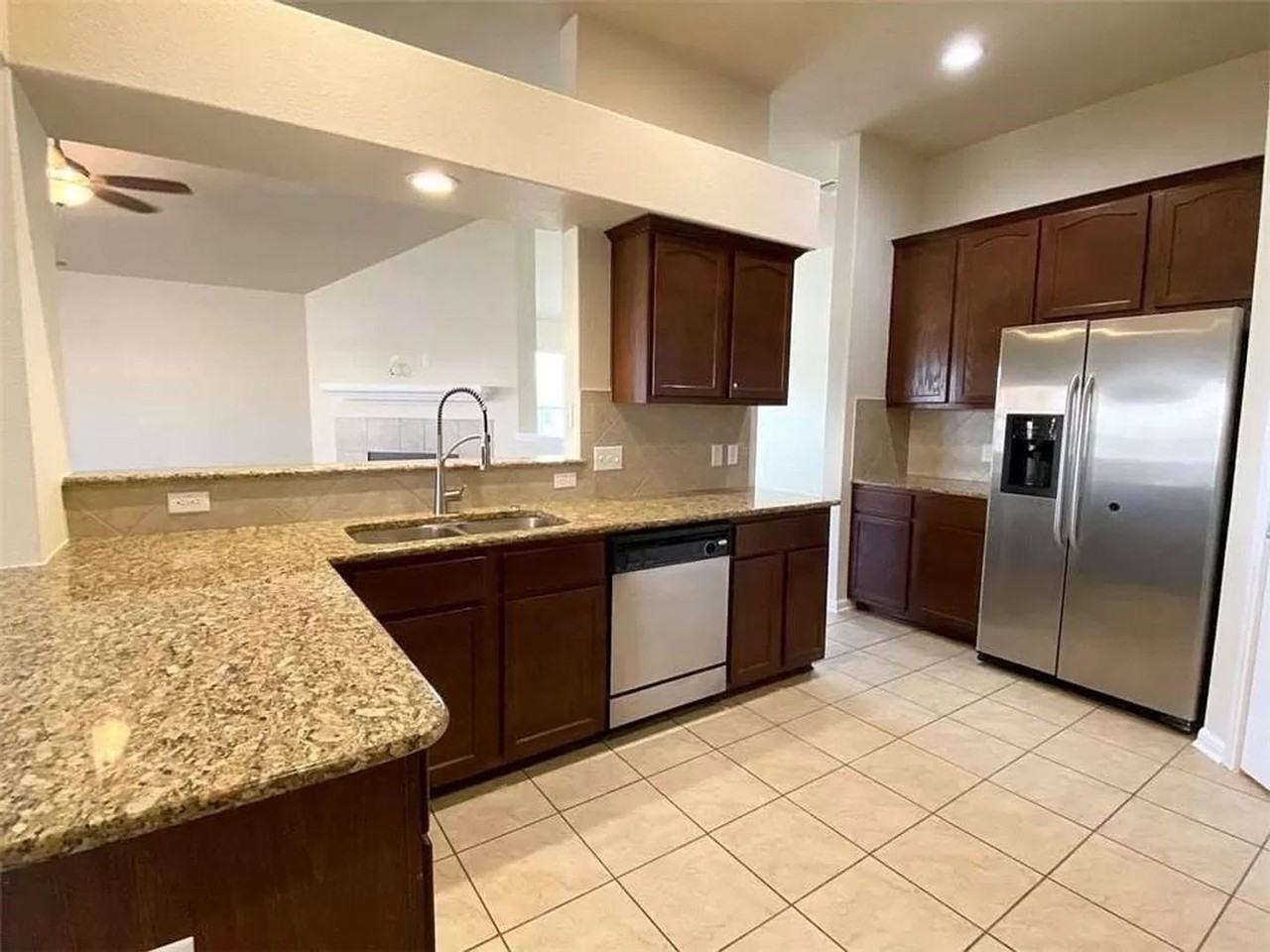 19001 Keeli Ln - Photo 3 of 26