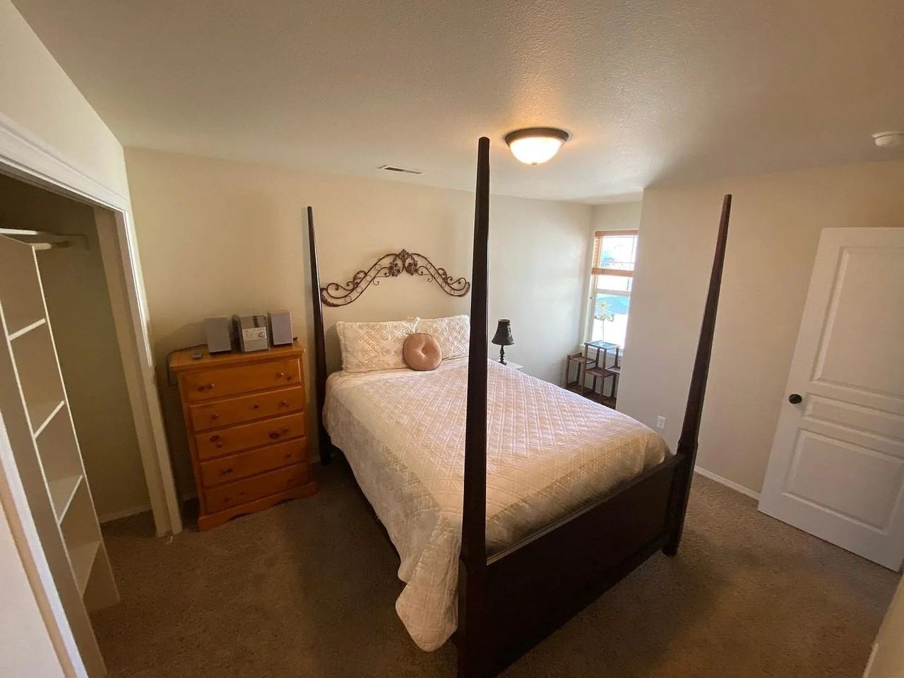 8878 W Evening Star Ln - Photo 6 of 12