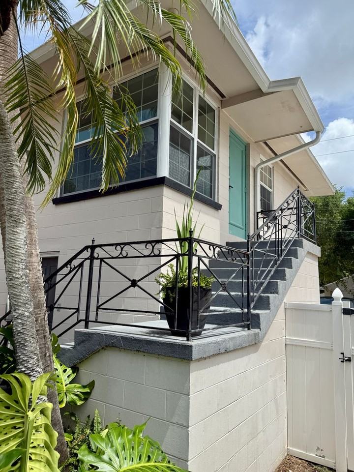 175 1/2 28th Ave Ne - Photo 2 of 29